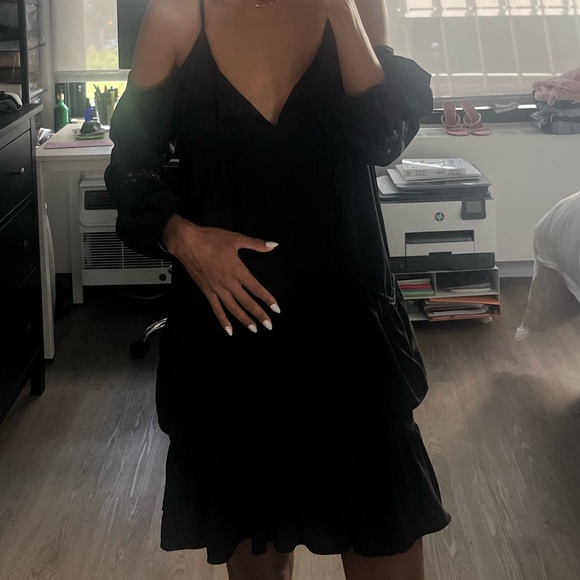 VaVa by Joy Han Samira Open Shoulder Dress in Black - Picture 2 of 10